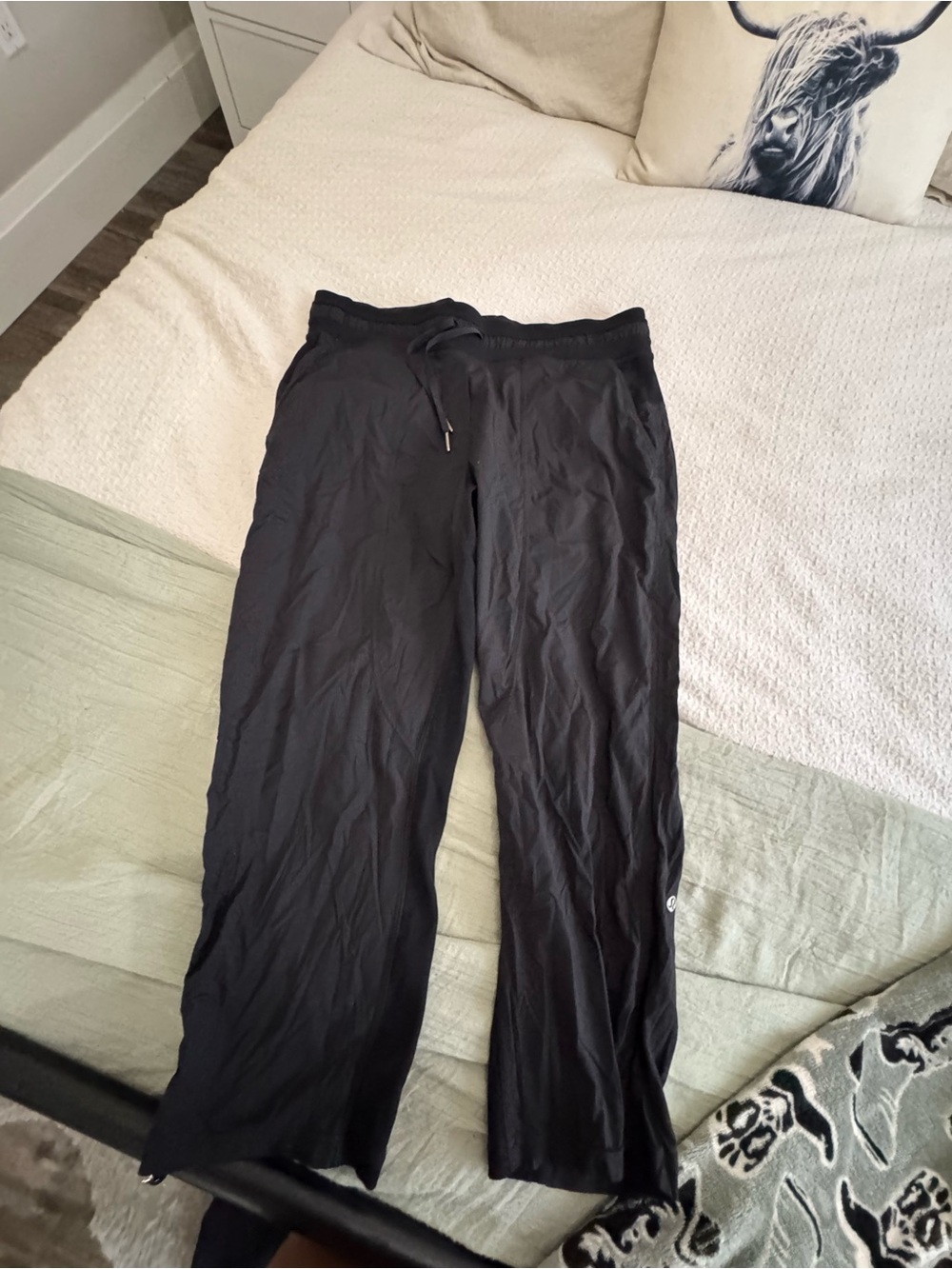 Lululemon dance studio Capri pants